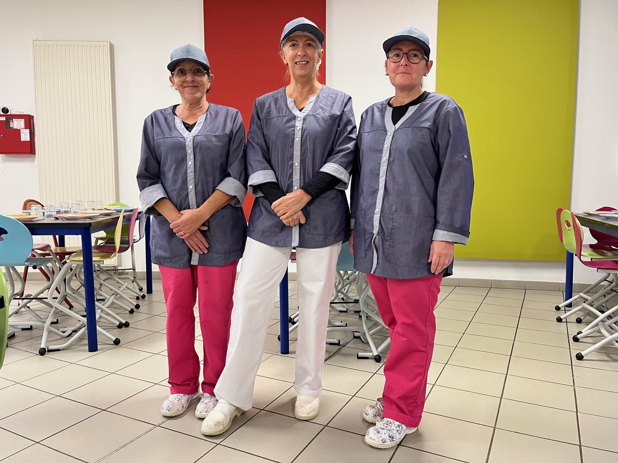 Nouvelles tenues du personnel du restaurant scolaire
